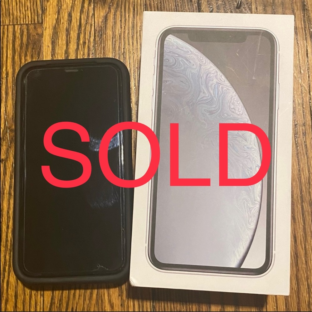 iPhone XR 128gb white